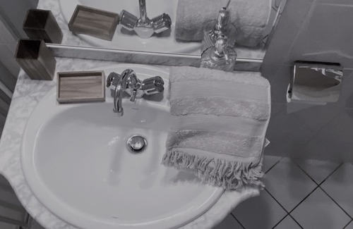 Vic-sur-Cere Apartment | LE STUDIO CENTRE VIC entre le LIORAN et AURILLAC