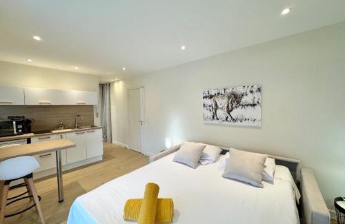 Pointe Croisette Apartment | Le studio Palm Beach, Clim ,Parking, Neuf