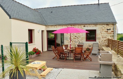 Plougoulm House | Le styvell- the barn
