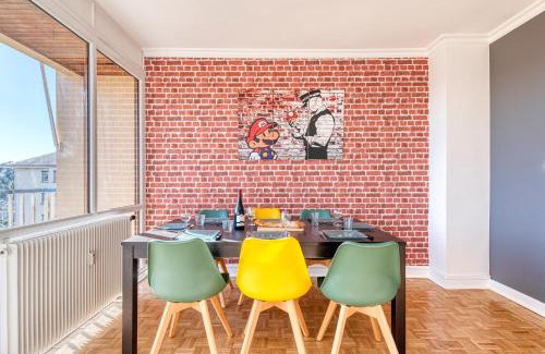 Saint-Jacques - Nazareth Apartment | Le Super 8 - Free Parking, Fast WiFi, Calm - Top Angers, Families & Groupes