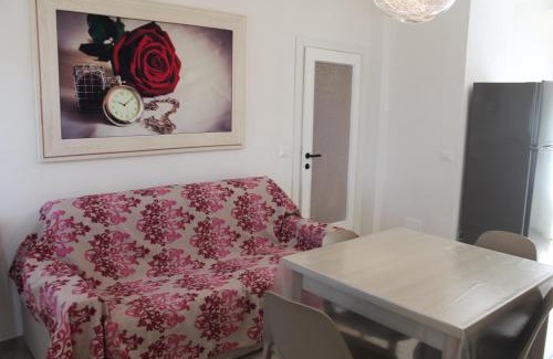 Marina di Castagneto Carducci Apartment | Le tre Caravelle -La Nina- 50m dal mare - WI-FI