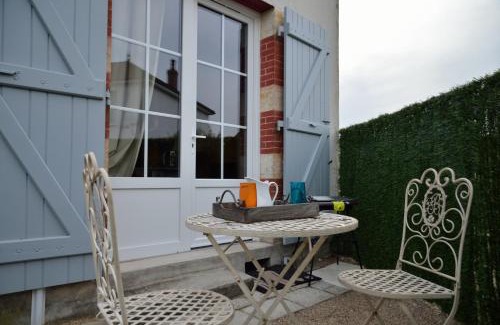 Pont-de-Poitte House | Le Tacot