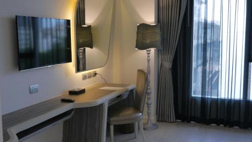 Ratchathewi Hotel | Le Tada Parkview Hotel