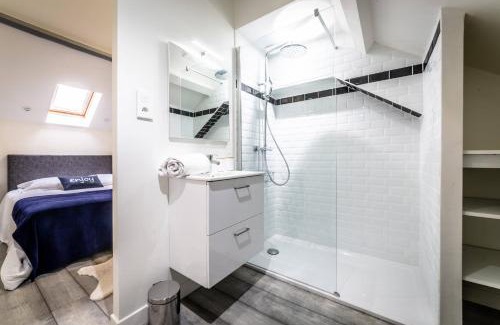 Brive-la-Gaillarde Apartment | Le Temps Retrouvé - 2 Chambres