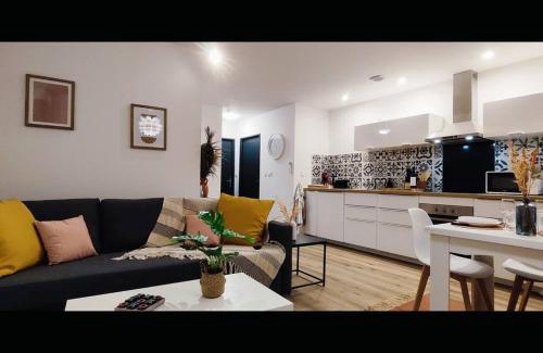 Montauban Apartment | Le Terra Cotta - proche Hyper centre
