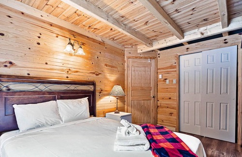 L'Ange-Gardien Ski Chalet | Le Trappeur ✦ Nature Immersion ☼