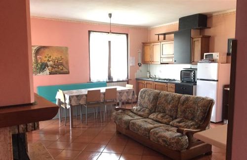 Monteacuto Apartment | Le Tre Bandiere