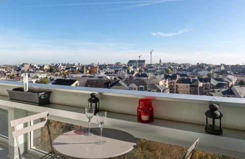 Bourg-l'Eveque Apartment | Le Tregor by Cocoonr