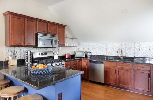 Inman Park Apartment | Le Tyger