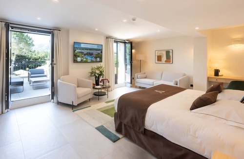 St.-Remy-de-Provence Hotel | Le Vallon de Valrugues Hotel Spa & Villas