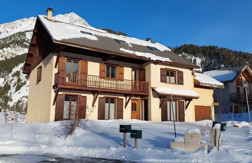 Nevache House | Le Vallon des âmes - Large house for 15 people in Roubion