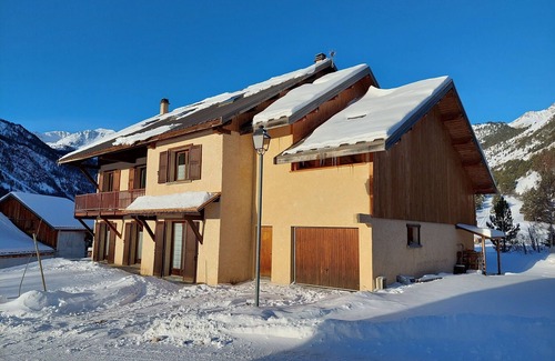 Nevache House | Le Vallon des âmes - Large house for 15 people in Roubion