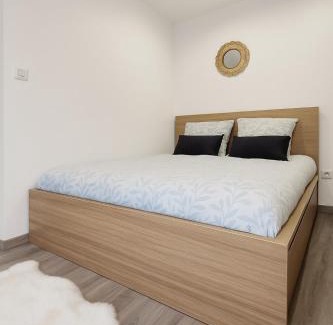 Epinal Apartment | Le Vosgien - Hyper center - Calme - Wifi - Spacieux