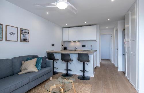 Llano del Moro Apartment | Lea Modern Attic Escape with Peaceful Terrace