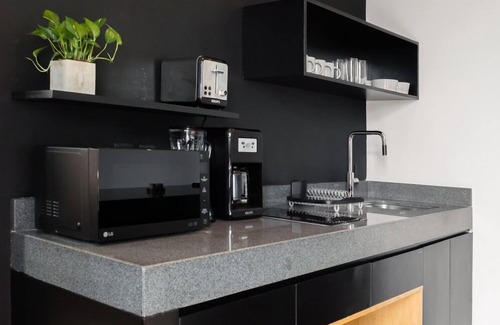 Centro Apartment | Leaf Boutique Condos