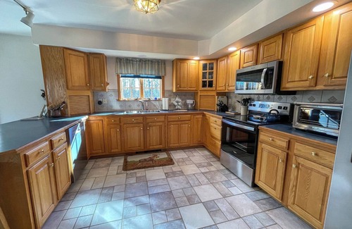 Phillips House | Leaf peeper heaven,utv atv access,2 ski mountains