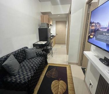 Muntinlupa Apartment | Leaf residences condotel 2bedroom Muntinlupa