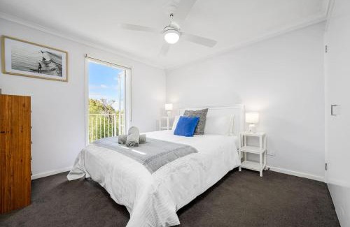 Kensington House | Leafy 3BR Kensington Escape with Park Views and Parking