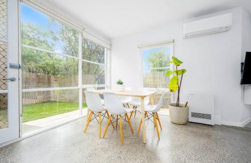 Kensington House | Leafy 3BR Kensington Escape with Park Views and Parking