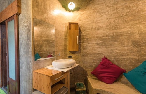 Chang Phueak Cottage | Leafy Greens Chiangmai: Mushroom House M2