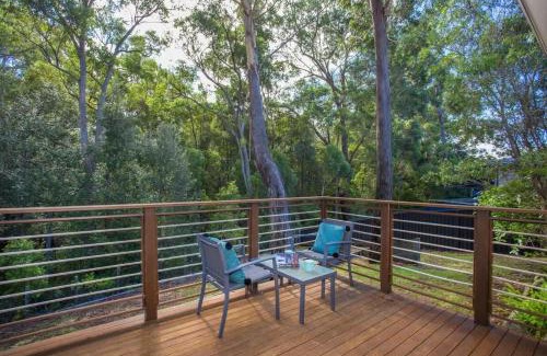 Ulladulla House | Leafy Retreat - spacious holiday home near harbour