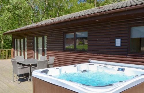 Otterburn House | Leafy Run