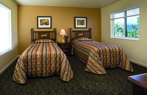 Wolf Creek Resort | Leave your worries at the door!