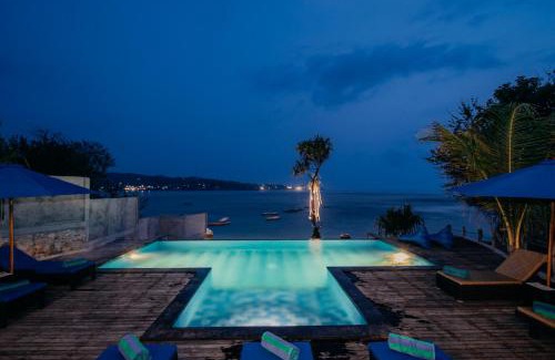 Mushroom Bay Cabin | Lebaoh Nusa Cottage