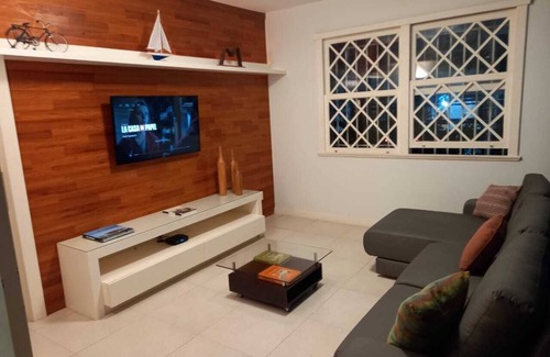 Leblon Apartment | Leblon Único! Na Quadra da Praia