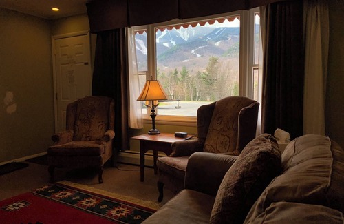 Wilmington Hotel | Ledgerock at Whiteface - Lodge Suite