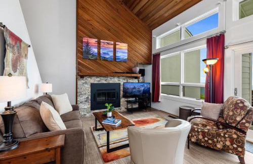 Nellysford House | Ledges 72 with Wintergreen Advantage