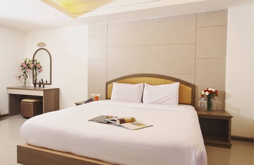 Suan Luang Hotel | Lee Garden Bangkok