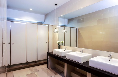 Suan Luang Hotel | Lee Garden Bangkok
