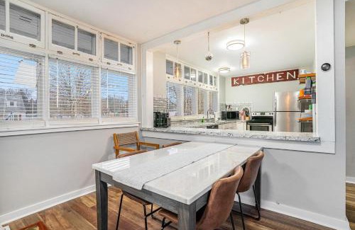 South Haven House | Lee Getaway