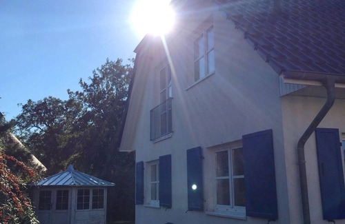 Vitte House | Lee - Reetgedeckte Doppelhaushälfte mit Zwei Schlafzimmern