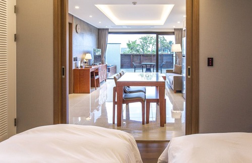 Jongdal-ri House | Leeum Island Spa & Pool Villa