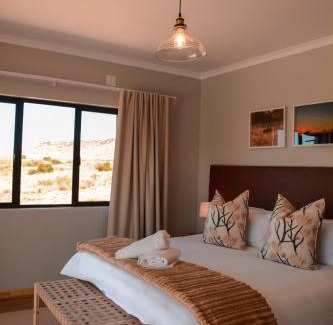 Renosterberg House | Leeuwkuil Lodge