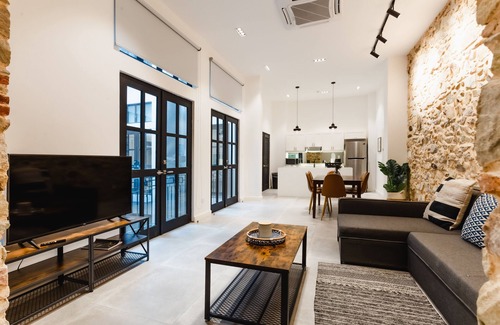 Casco Viejo Apartment | Lefevre 2A