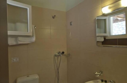 Agios Nikitas Hotel | Lefkas Petra