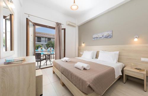Kavos Hotel | Lefkimi Hotel