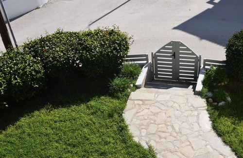 Ialyssos Apartment | Lefteris Insta-worthy Studio With Garden View