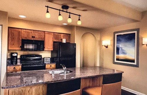 South Mountain Resort | Legacy Golf Resort: SPACIOUS FULL CONDO:Master Bdrm-13/4 Bath-Full Kitchen-Patio