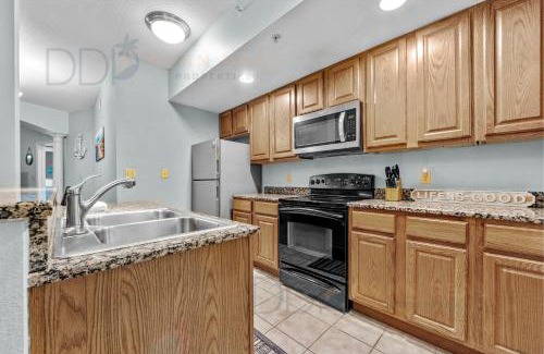 Gulfport House | Legacy Tower Two 1304