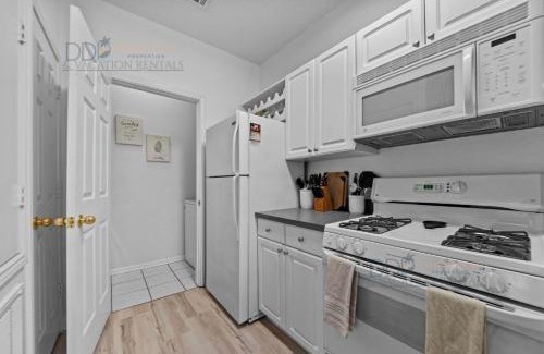 Gulfport Villa | Legacy Villa 1004