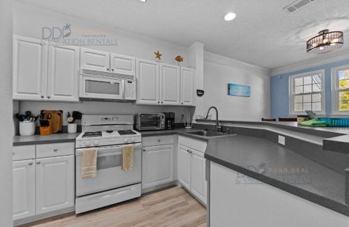 Gulfport Villa | Legacy Villa 1004