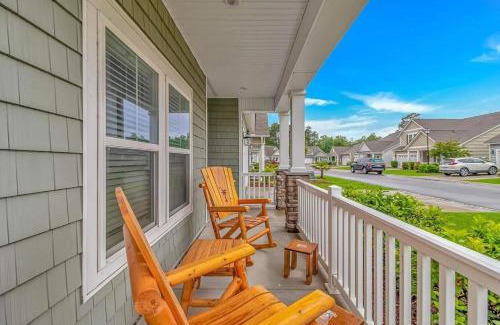 Red Hill House | Legends Resort Home with Golf, Family Stay