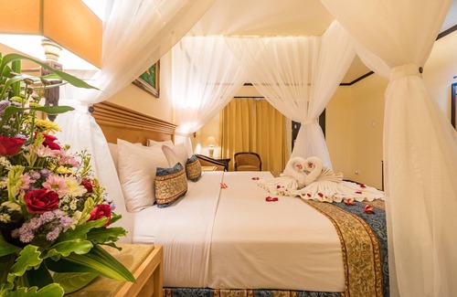 Legian City-Centre Resort | Legian Paradiso Hotel