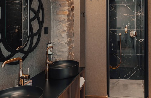 Azoia Hotel | Leiriartem Hotel