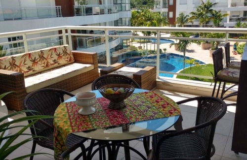 Ponta das Canas Apartment | LEISURE AND COMFORT IN THE WATERFALL, WITH MANY ITEMS FOR YOU AND YOUR FAMILY.