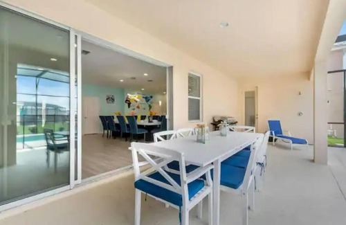 Loughman Apartment | Leisure Lounge
